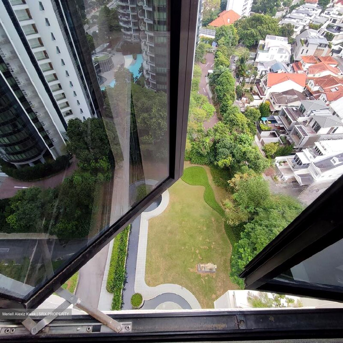 The Colonnade (D10), Condominium #463859031